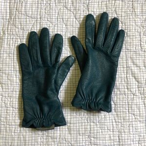 Touchpoint gloves